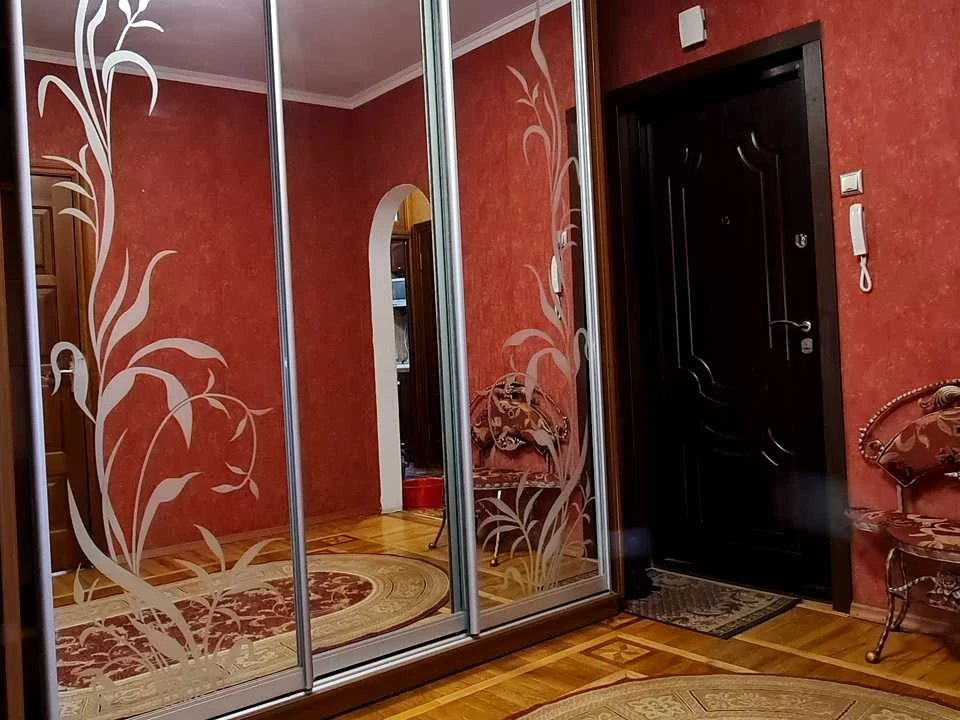 Apartment. Vasyl Sutes Street, Kyiv