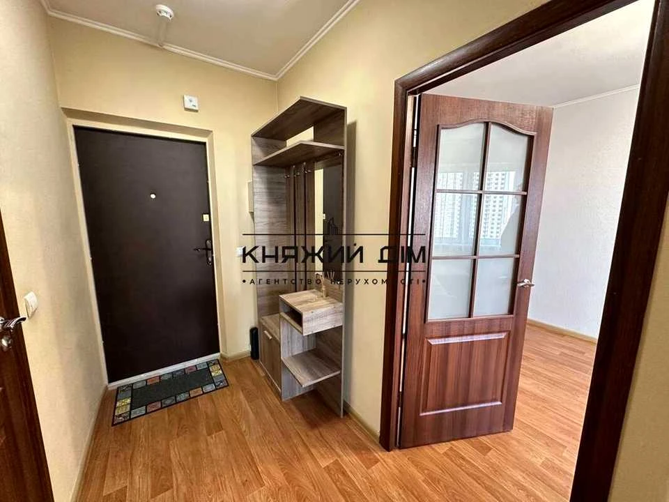 Квартира. Киев, улица Софии Русовой