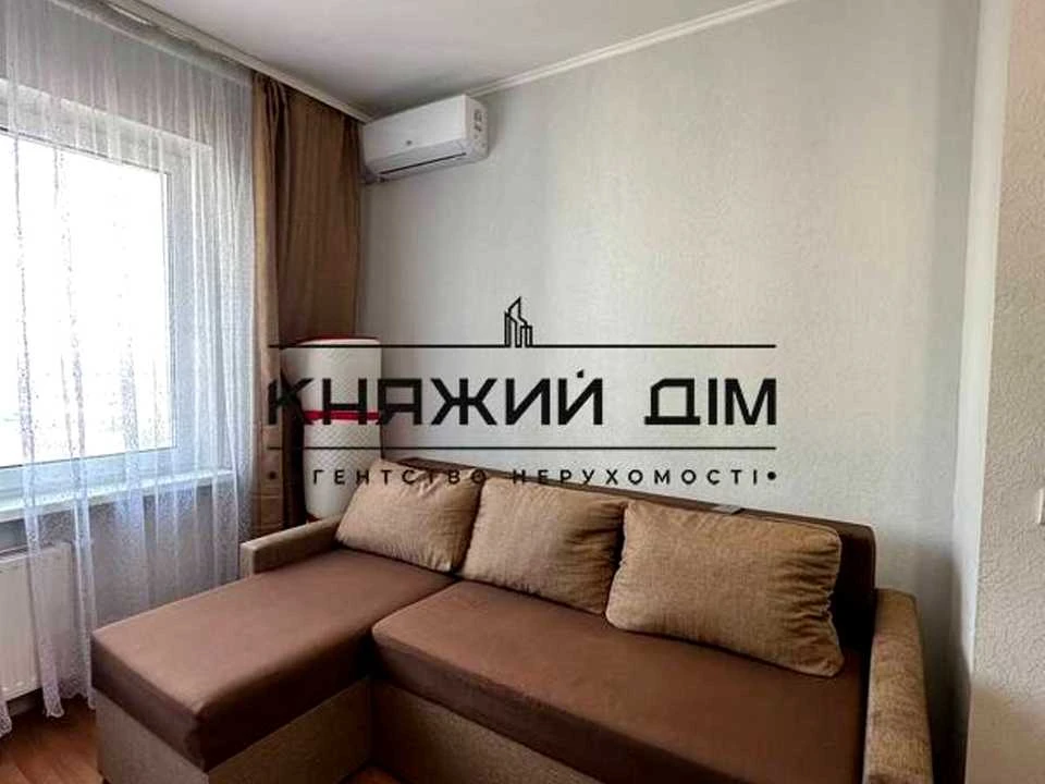 Квартира. Киев, улица Софии Русовой