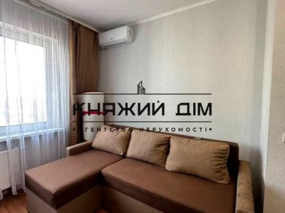 Квартира. Киев, улица Софии Русовой