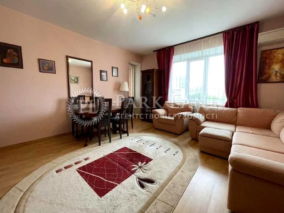 Apartment. Panasa Myrnego st., Kyiv