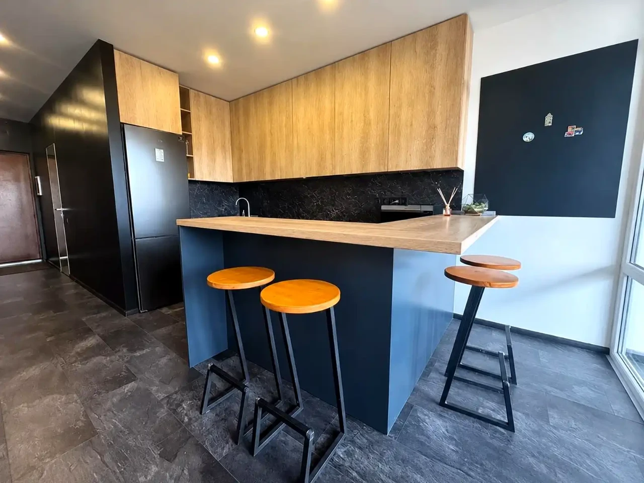 Rent 1-bedroom apartment 52 sq.m. 18/25 floor.
