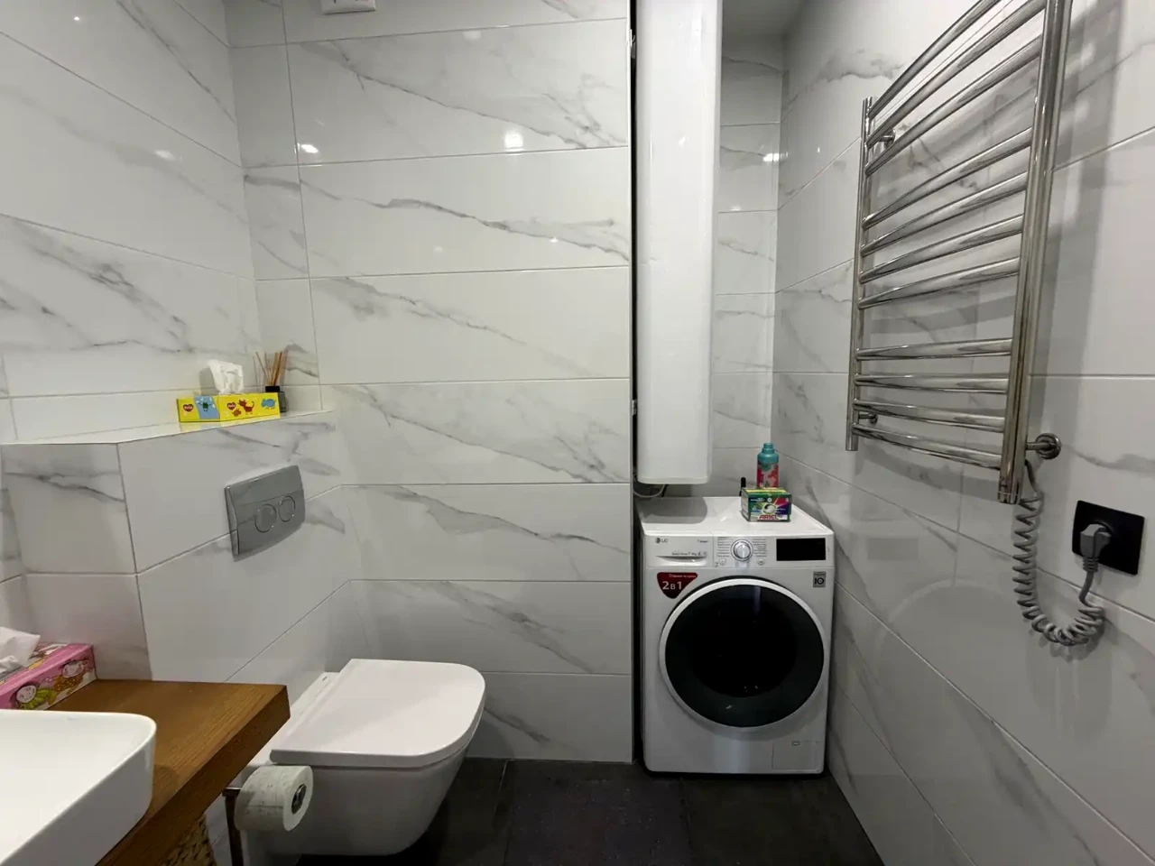 Rent 1-bedroom apartment 52 sq.m. 18/25 floor.
