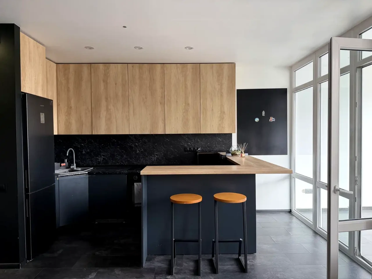 Rent 1-bedroom apartment 52 sq.m. 18/25 floor.