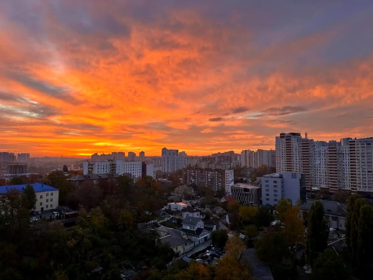 Rent 1-bedroom apartment 52 sq.m. 18/25 floor.