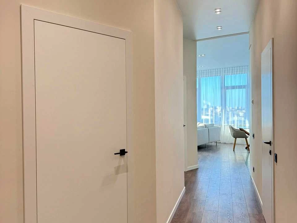 Apartment. Kyiv, Berezaysky Prospect.