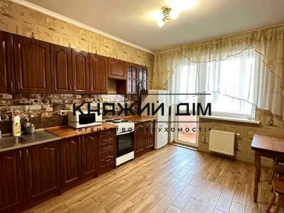 Квартира. Київ, Бориса Гмирі вул.