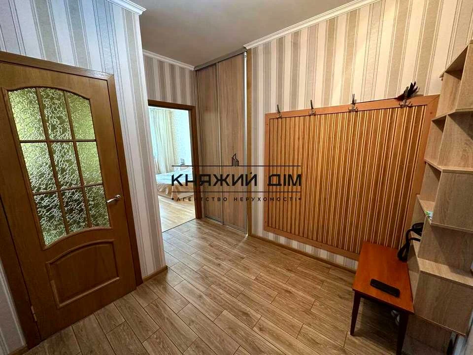 Квартира. Київ, Бориса Гмирі вул.