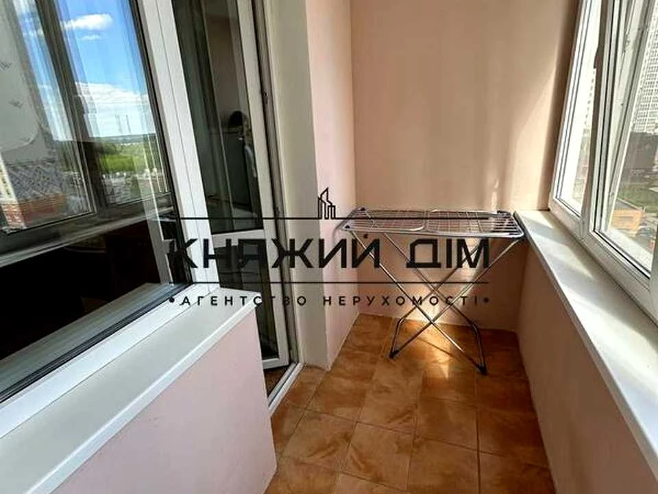 Квартира. Київ, Бориса Гмирі вул.