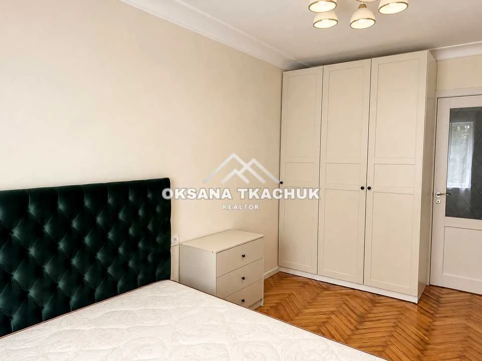 Apartment. Antonovicha Street, Kyiv