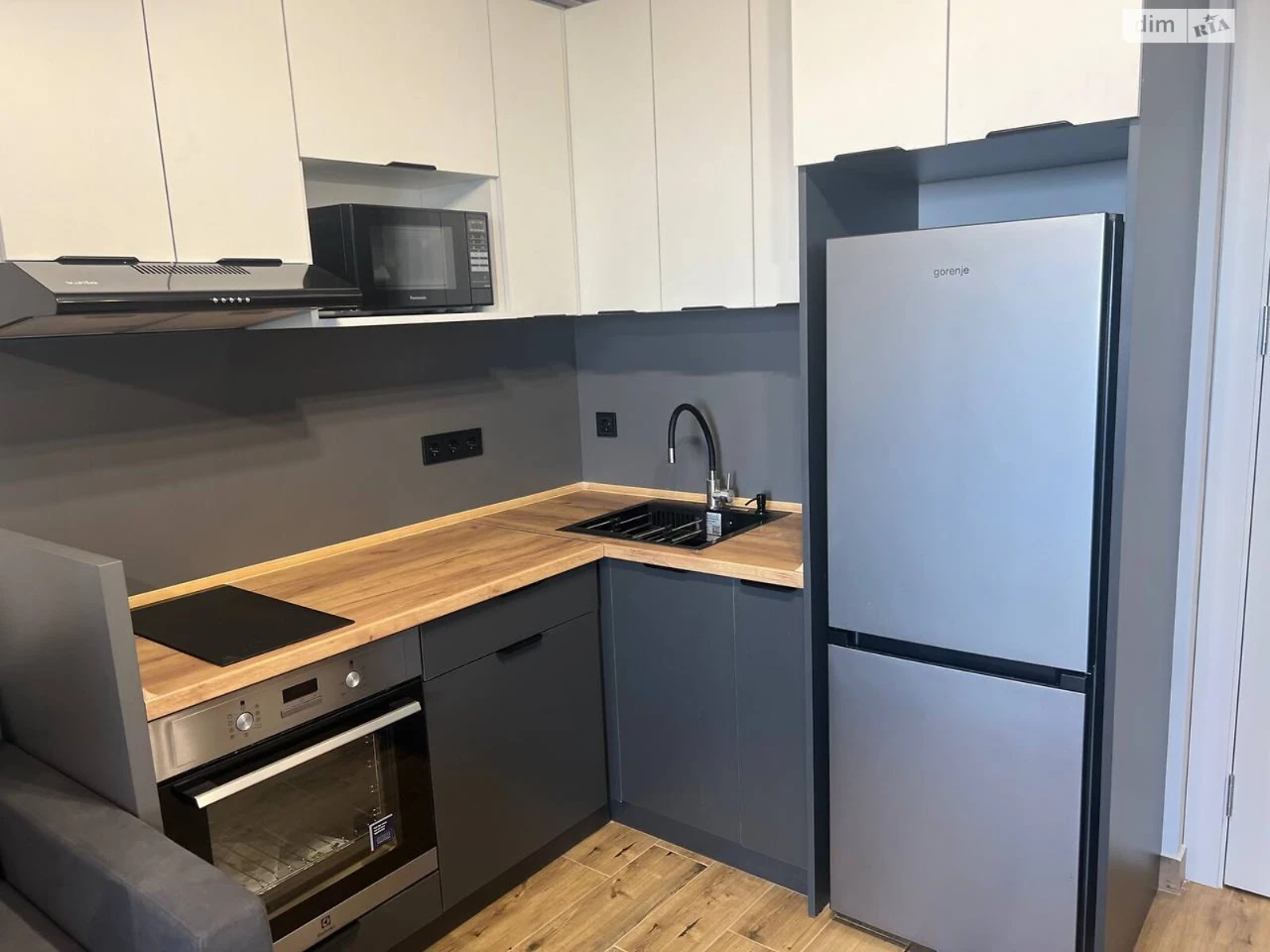 One-Bedroom Apartment for Sale - Aviamisto