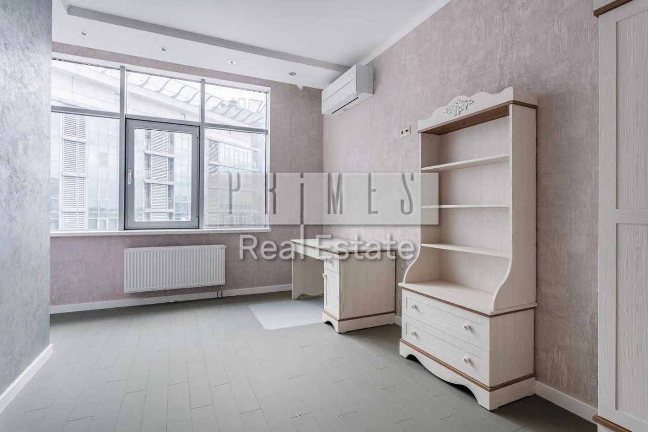 Продаж 3-кімнатної квартири 110.2 м², ЖК "Артеміда", бул. Дарницький, Дн