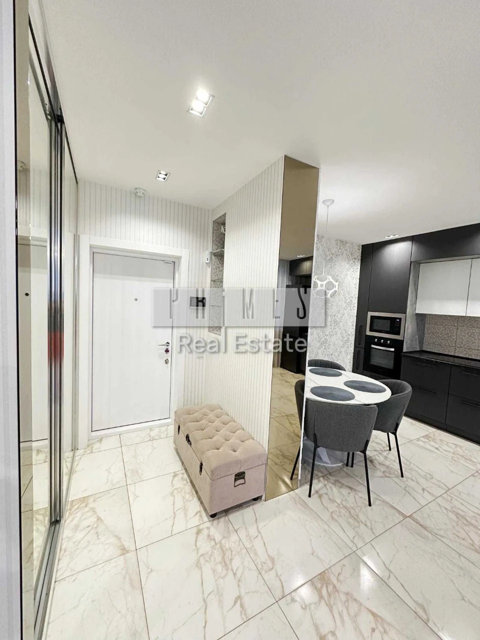 Sale of a 3-bedroom apartment, 92 m2, Patriotica Residence, Osokorky