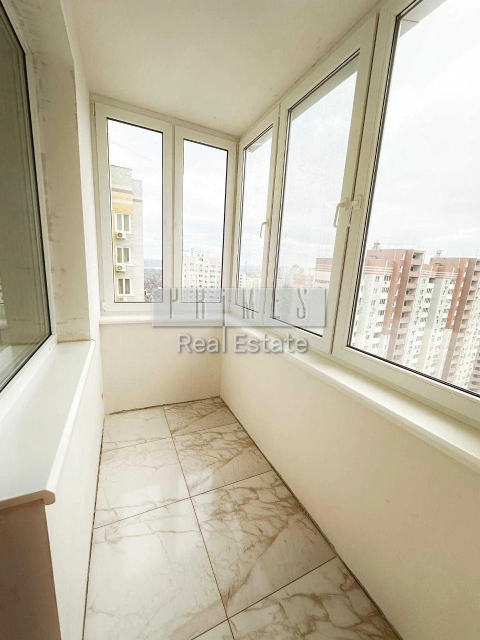 Sale of a 3-bedroom apartment, 92 m2, Patriotica Residence, Osokorky