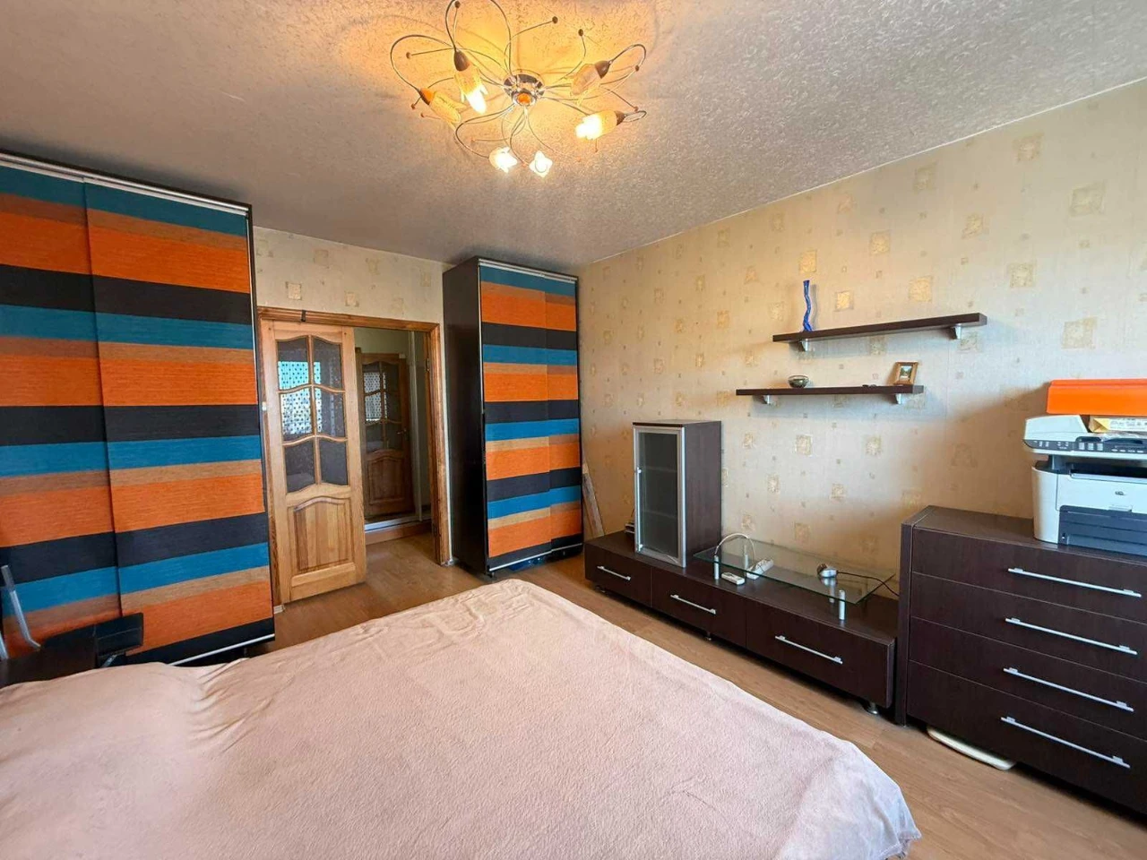 Продажа без коми 2-х комнатной квартиры, ул. Героев Дня, 23, метро 10 минут