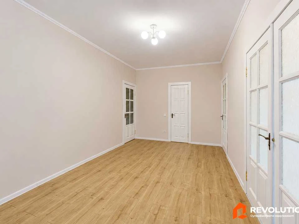 Apartment. Khmelnytska Street, Kyiv