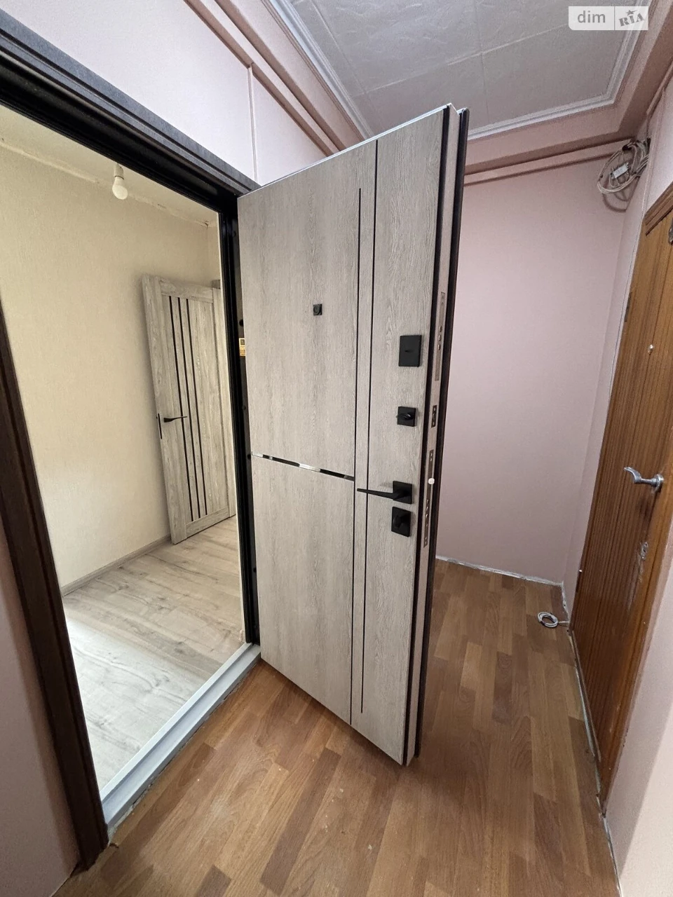 Apartment for Sale – Left Bank