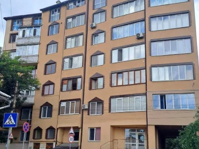 Apartment. Ivano-Frankivsk, Mariyky Pidhvary Street