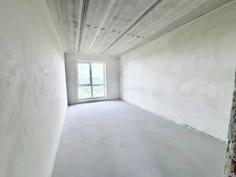 Sale of a 1-bedroom apartment under construction near the lake | Vyg