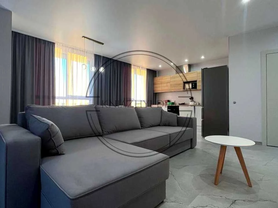 Apartment. Dniprovska Naborozhna st.