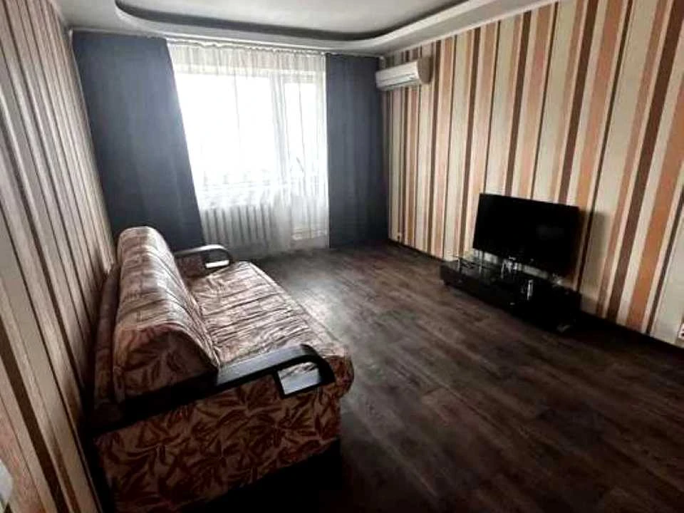 Apartment. Olphonsky Avenue, Kyiv