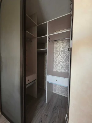 Продаж квартири. Дарниця. Червоний хутір.