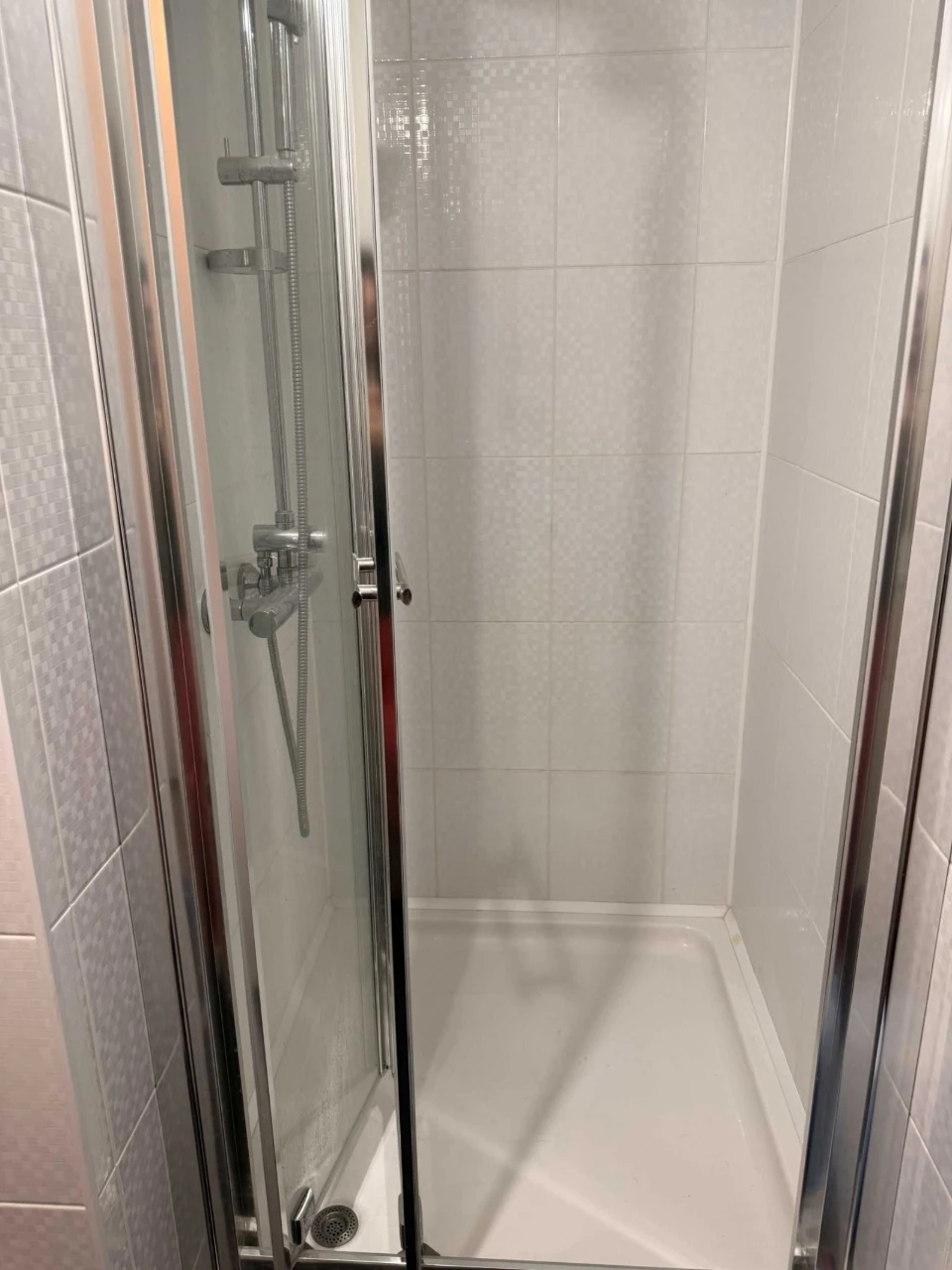 Osokry, Poznaki, Mishugi 12 - Best Price with Renovation, No Commission