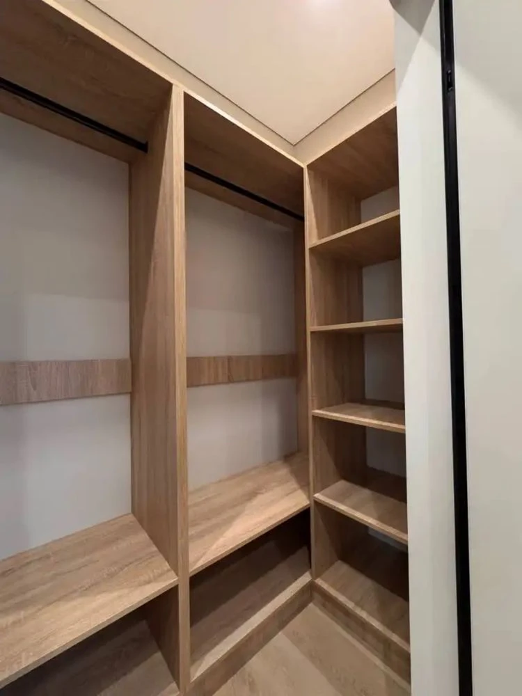 Sale of a 2-room apartment with renovation in the "Marshall" residential complex (new building, Victory)