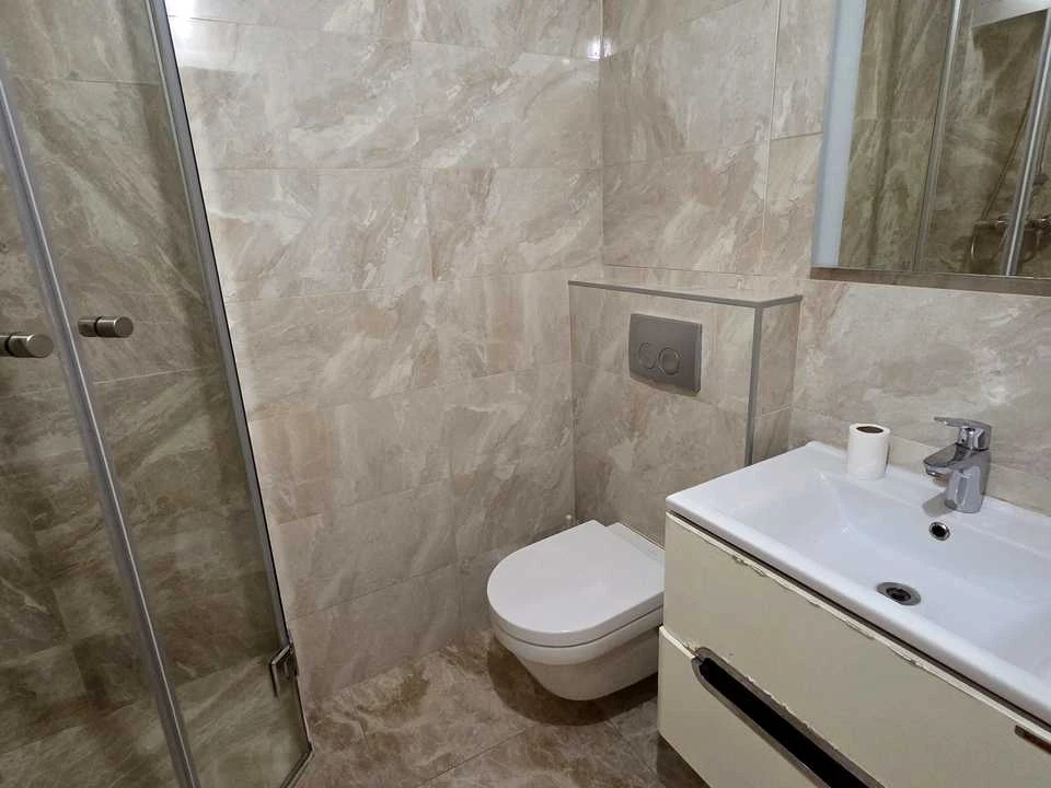Apartment. Dragamanova St., Kyiv