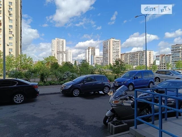 For sale 2-room apartment 60 sq. m. on 17 Borysa Hmyri St. • ID 345