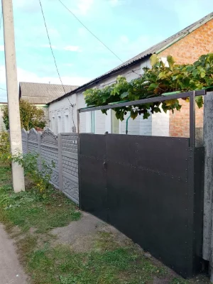 Standalone House 100 m², 7 acres, GARAGE, MUST solar inverter. Cozy