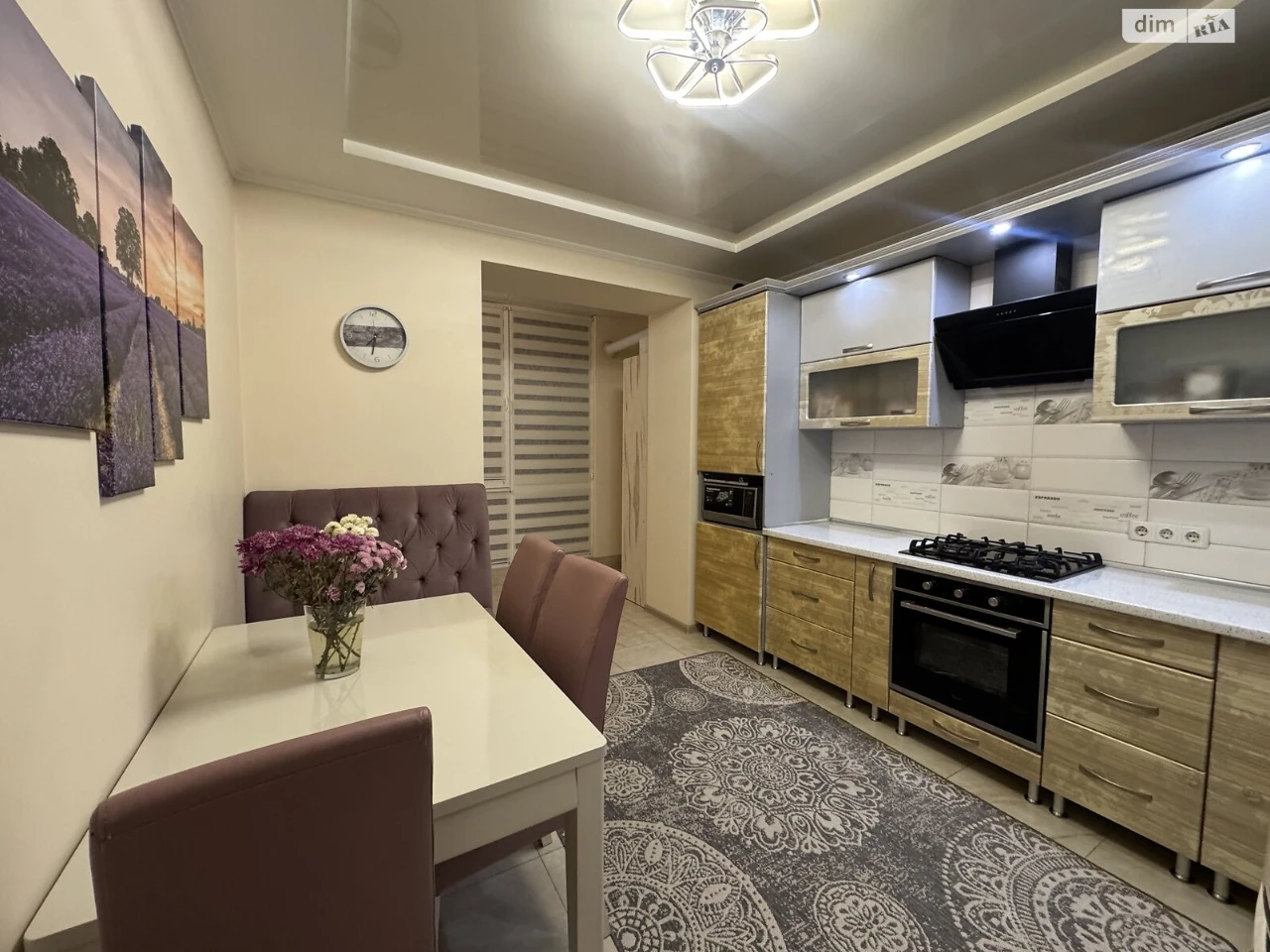 Sale of Apartment Near Estate