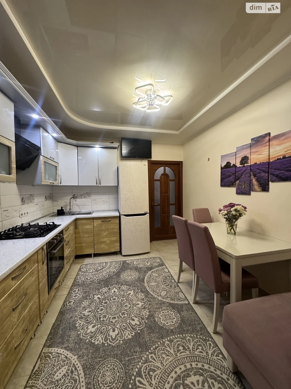 Sale of Apartment Near Estate