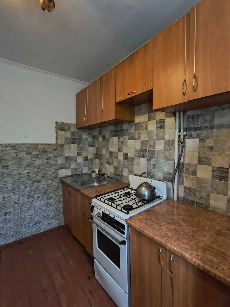 One-bedroom apartment on Dovzhenko Street