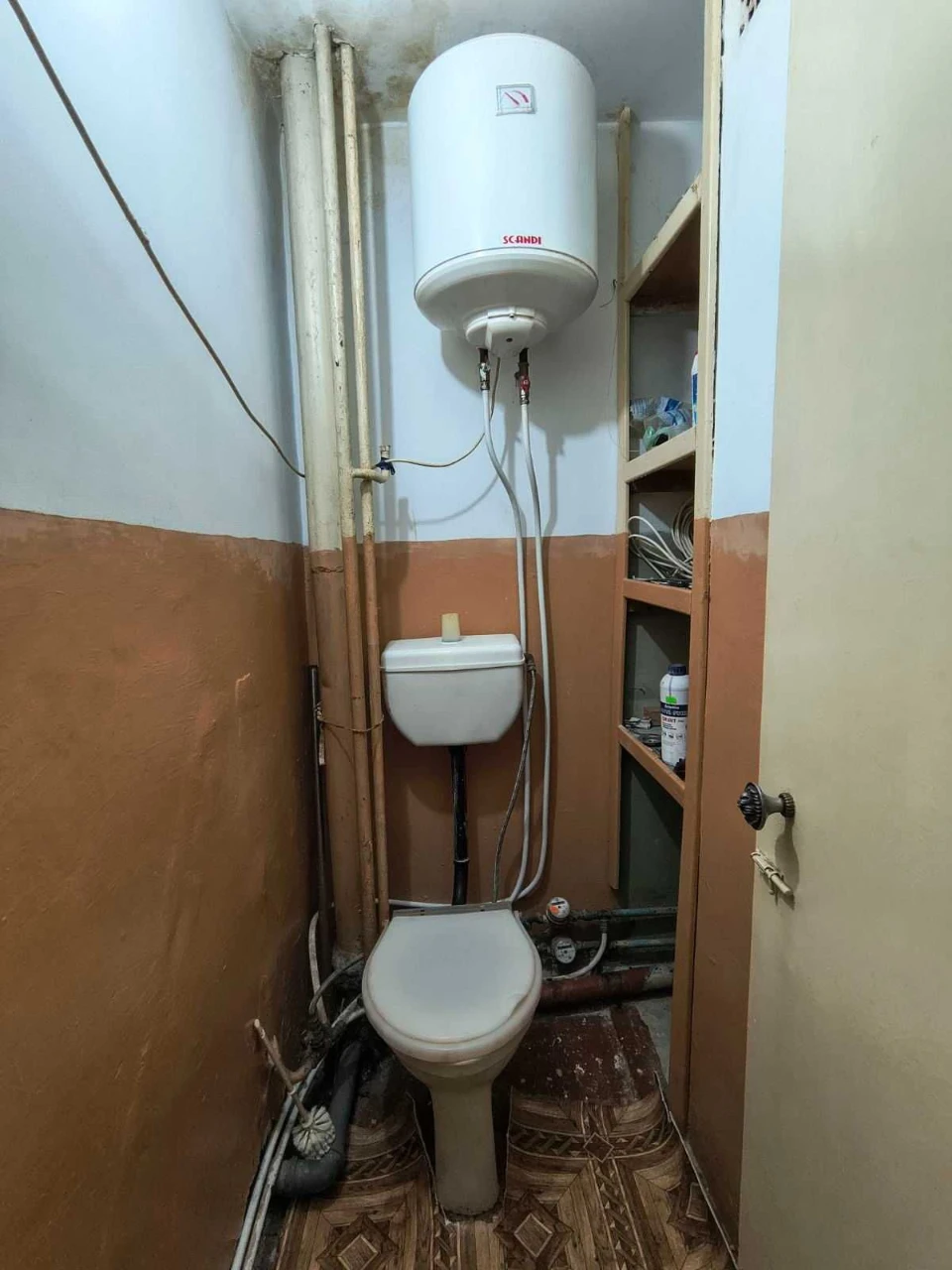 One-bedroom apartment on Dovzhenko Street