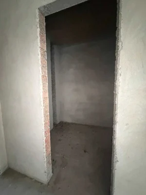 Sale of a ready-to-renovate 1-bedroom apartment in the Urozhayni residential complex