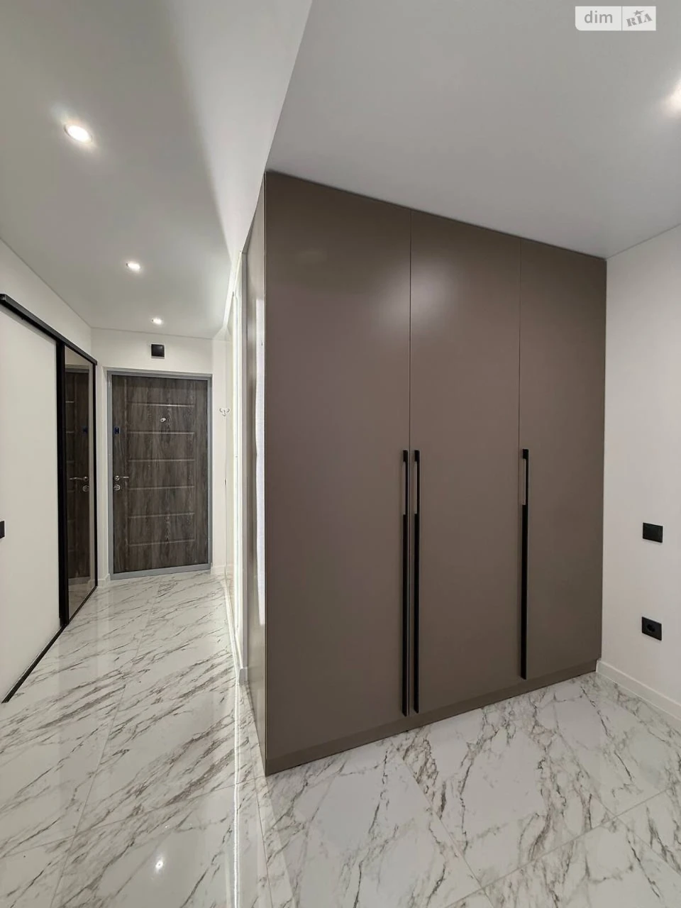 Apartment for Sale - Druzhba