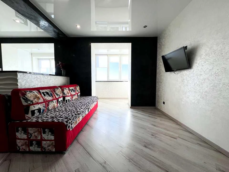 Apartment. Lutsk, Dmitry Ivashchenka Street