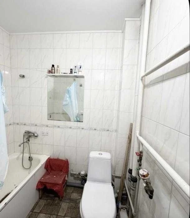 Продам квартиру 1 ком,  Роганский жилмассив.