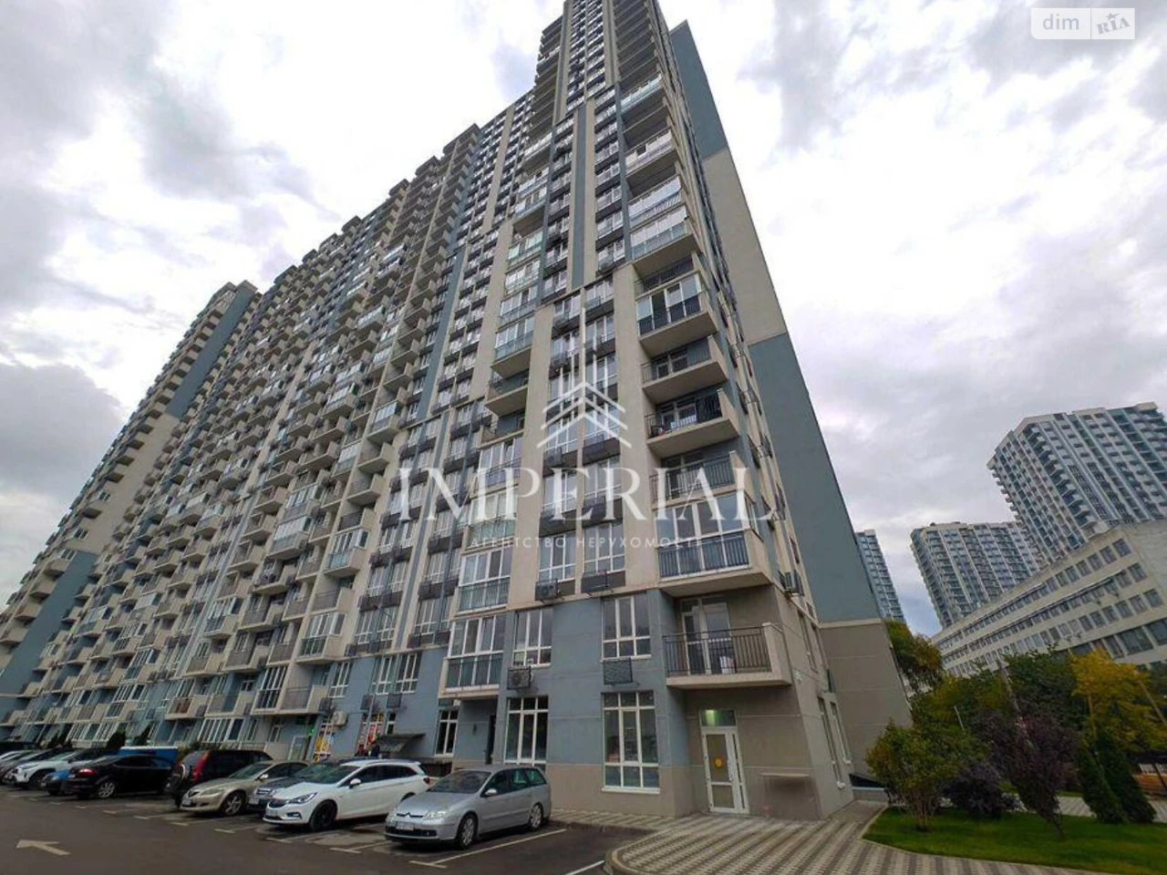 Long-Term Rental Apartment, Holosiiv