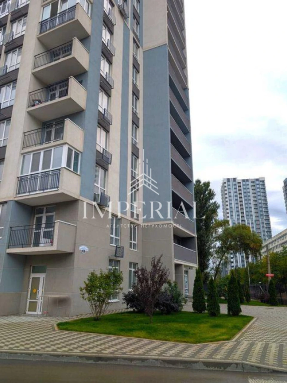 Long-Term Rental Apartment, Holosiiv