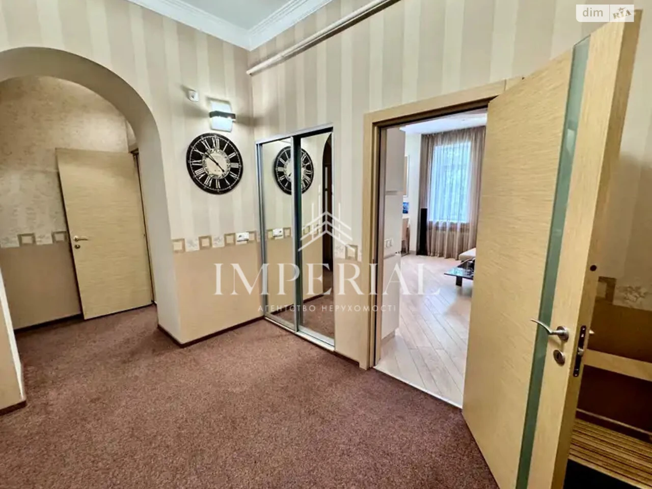 Long-Term Rental Apartment, Pecersky District