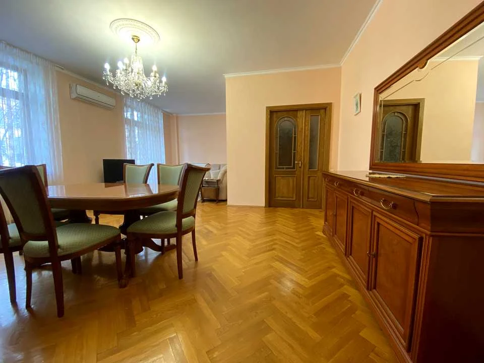 Apartment. Zаньковецької st., Kyiv