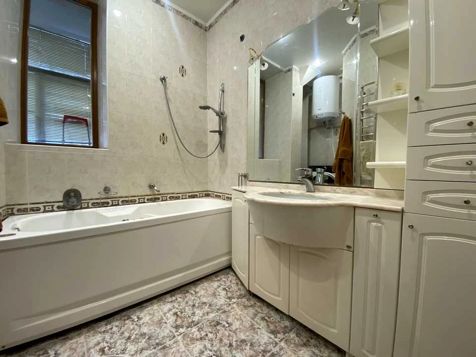 Apartment. Zаньковецької st., Kyiv