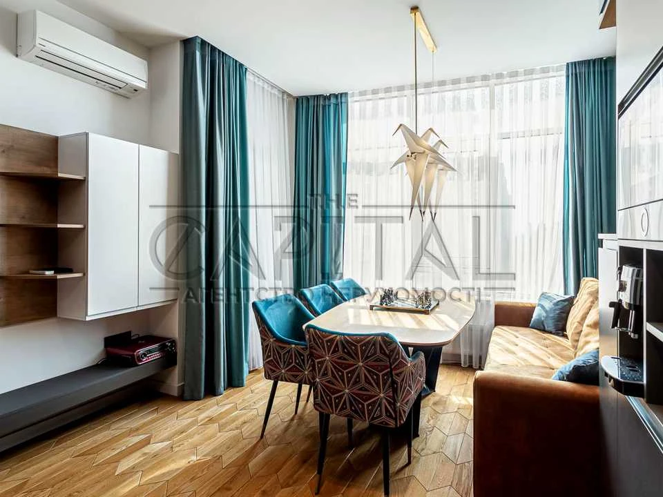 Apartment. Kyiv, Saperne Pole st.