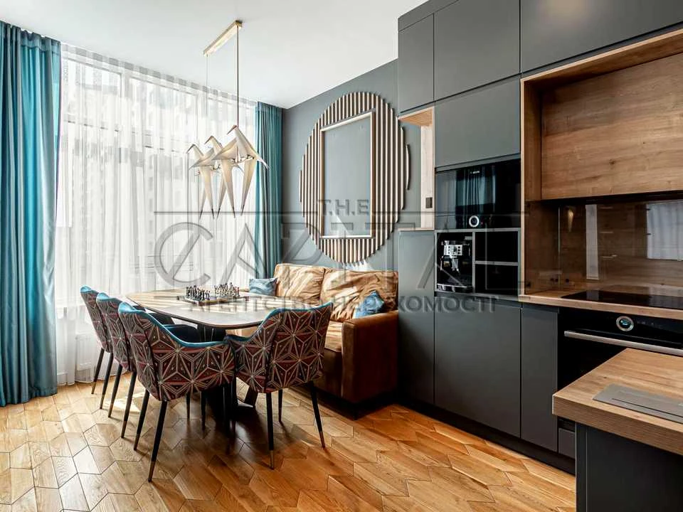Apartment. Kyiv, Saperne Pole st.