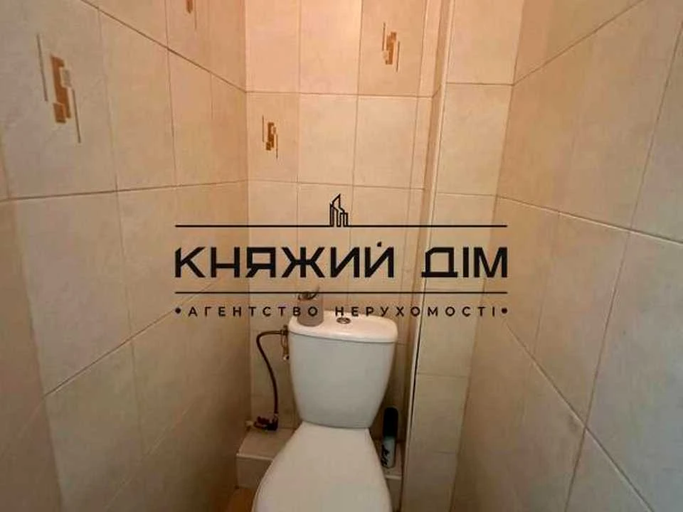Apartment. Kharkiv Street, Kyiv
