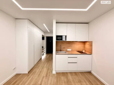 For sale Apartment Zaliznychny