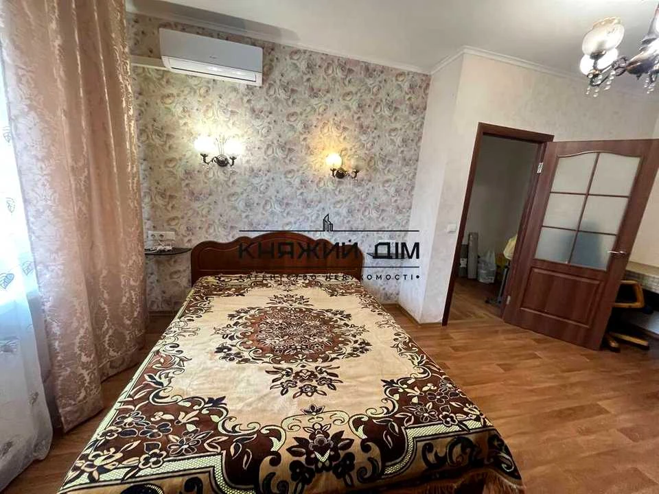 Apartment. Boris Hmyri Street, Kyiv