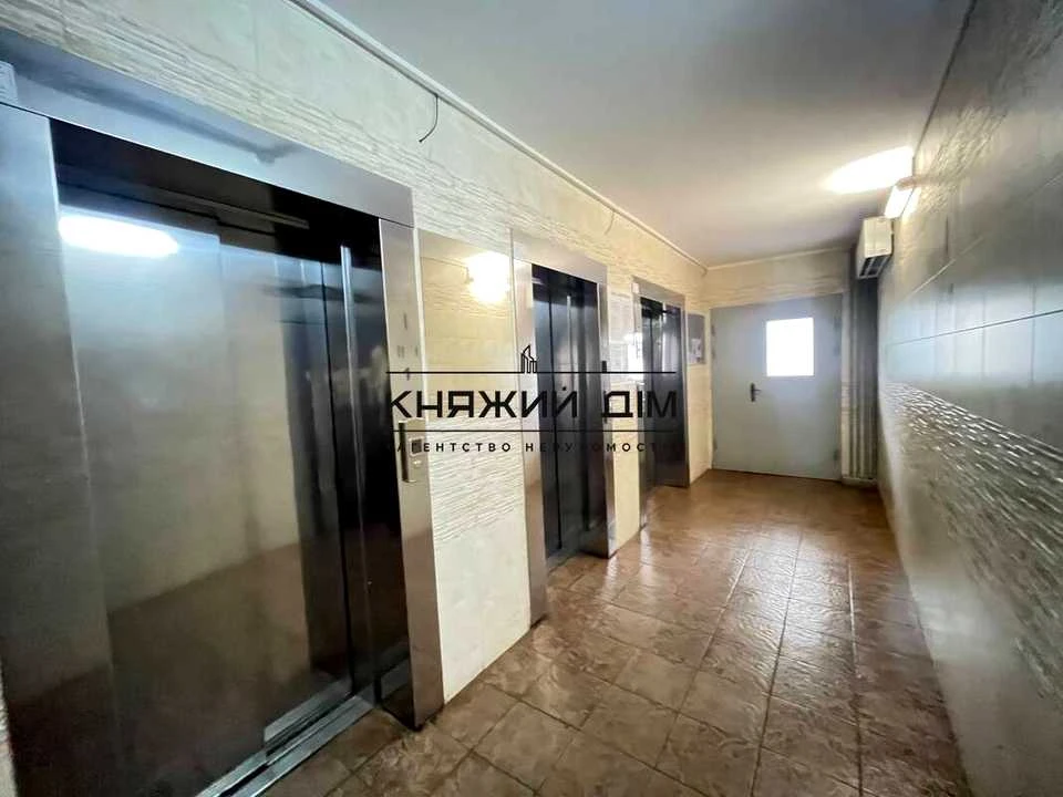 Apartment. Boris Hmyri Street, Kyiv